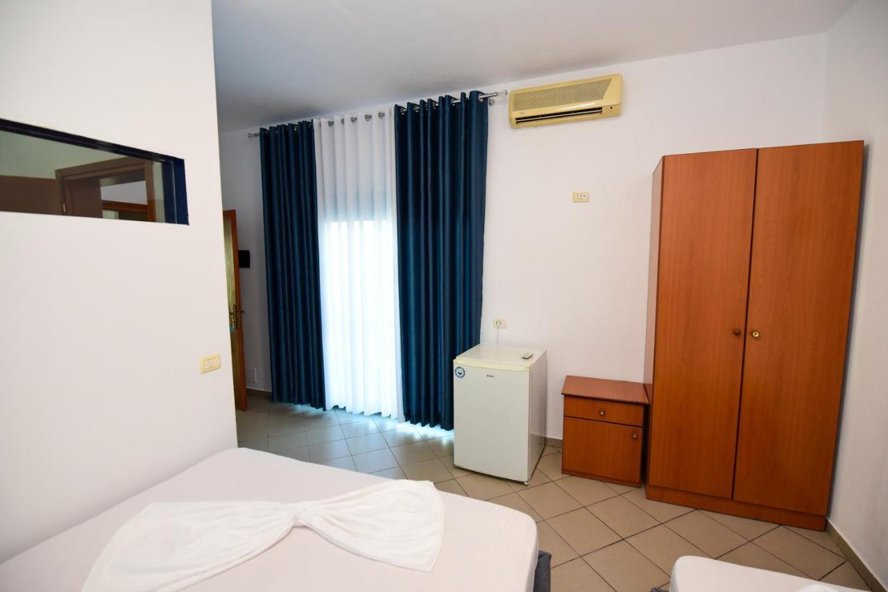 Koa Hotel Durrës Exterior foto